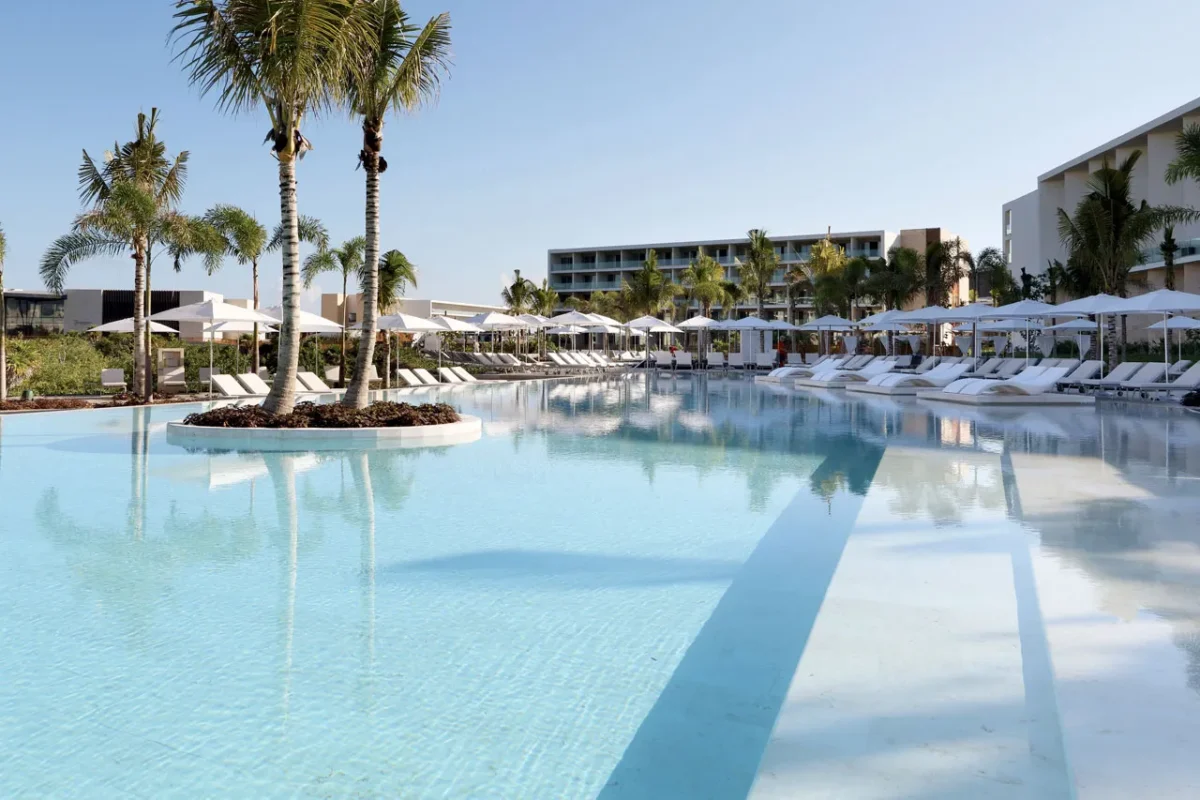 Grand-Palladium-Costa-Mujeres-and-TRS-Coral-Hotel-21-1200x800