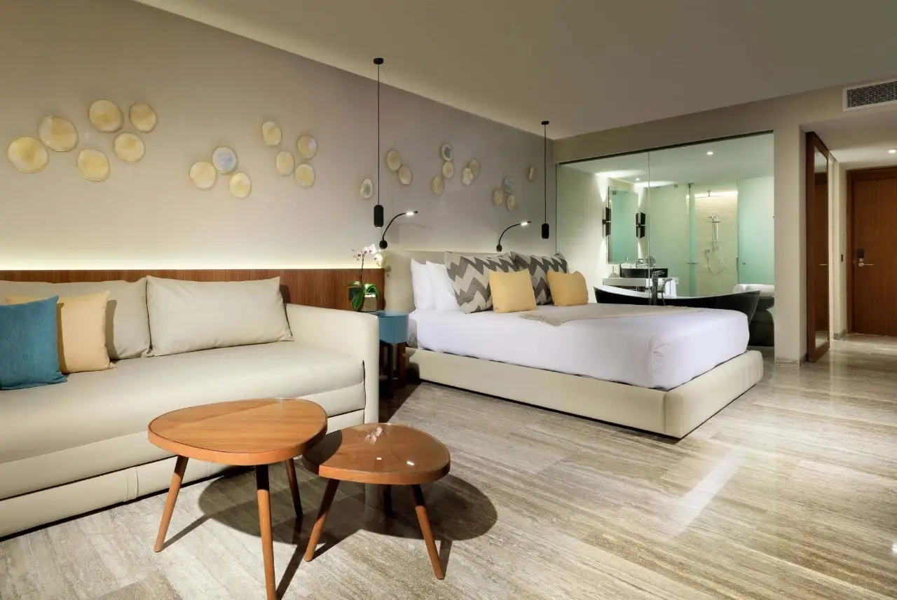 grand-palladium-costa-mujeres-resort-spa-junior-suite-pool-access-2